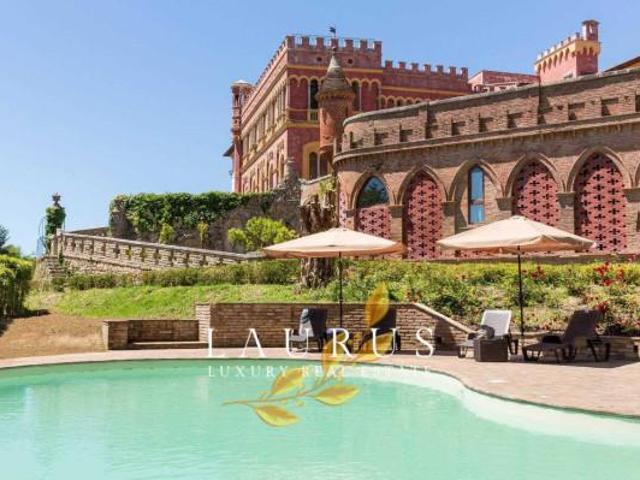 Villa in vendita a Pisa