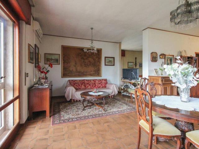 Villa in vendita a Pisa