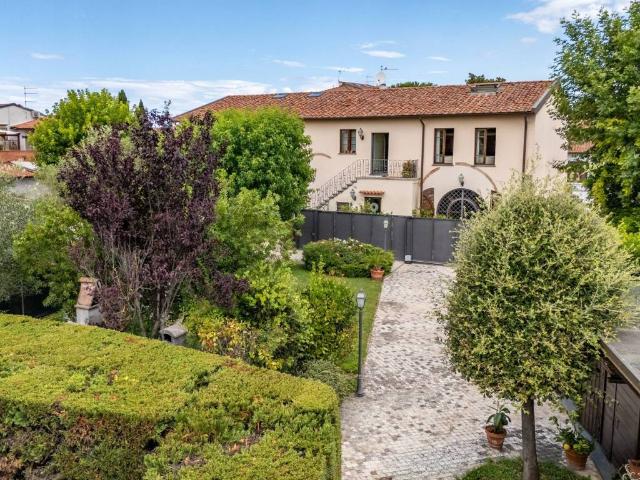 Villa in vendita a Pisa PI