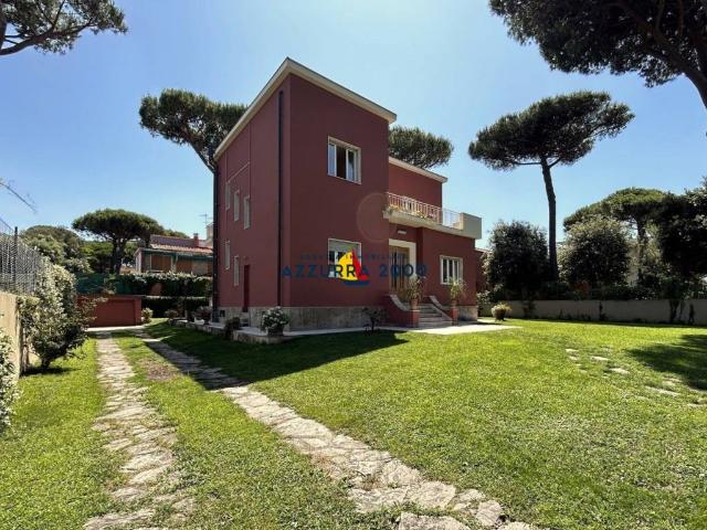 Villa in vendita a Pisa PI