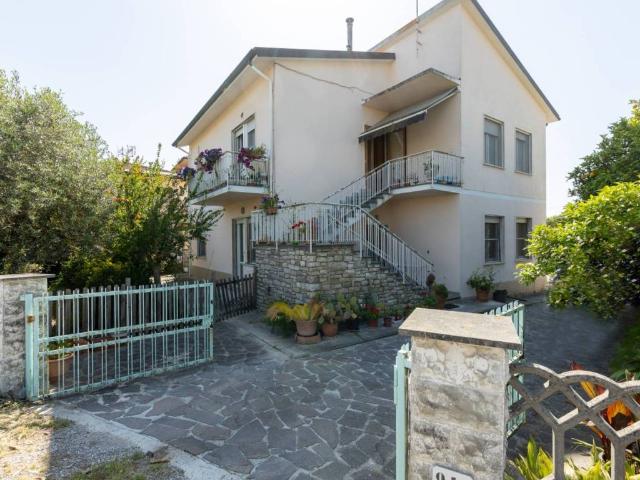 Villa in vendita a Pisa PI