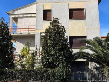 Villa in vendita a Pisa PI