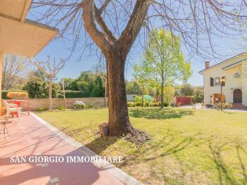 Villa in vendita a Pisa PI