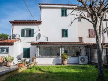 Villa in vendita a Pisa PI
