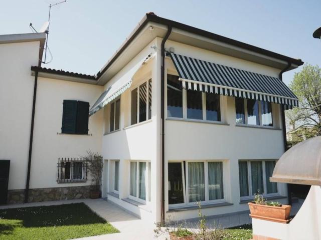 Villa in vendita a Pisa PI