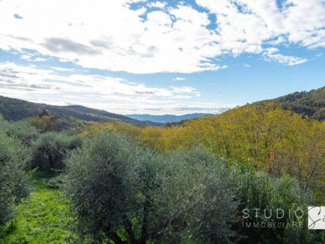 Villa in vendita a Pistoia