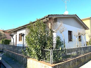 Villa in vendita a Pistoia PT