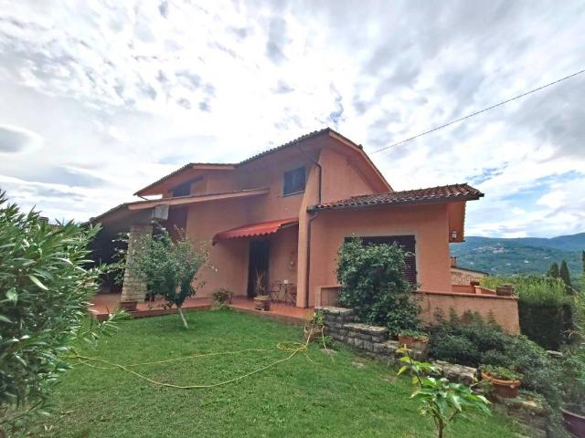 Villa in vendita a Pistoia PT