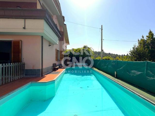 Villa in vendita a Pistoia PT