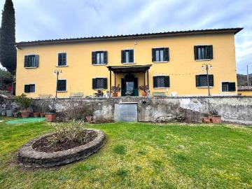 Villa in vendita a Pistoia PT
