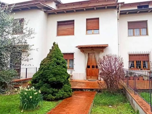 Villa in vendita a Pistoia PT