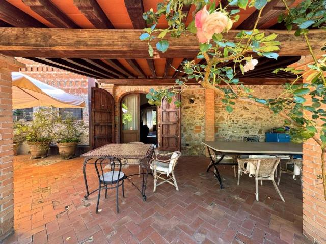 Villa in vendita a Pistoia PT