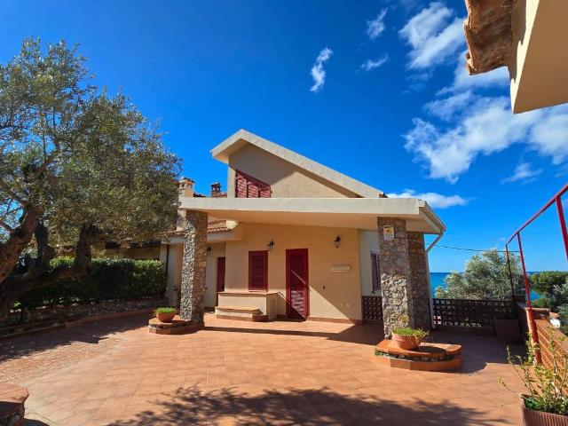Villa in vendita a Praia a Mare CS