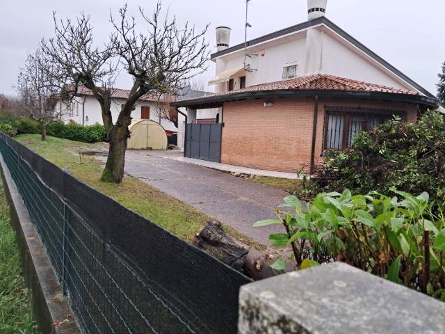 Villa in vendita a Pramaggiore VE