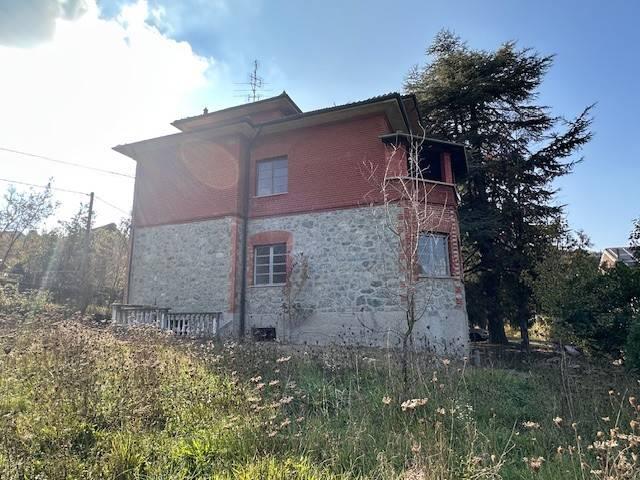 Villa in vendita a Prasco AL