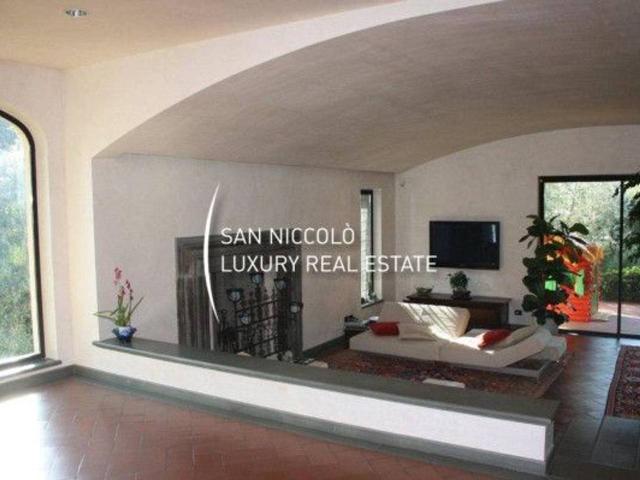 Villa in vendita a Prato