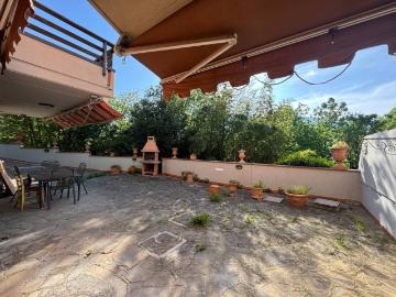 Villa in vendita a Prato PO