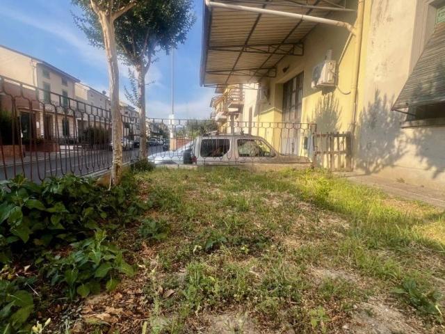 Villa in vendita a Prato PO