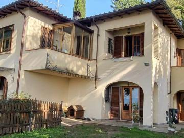 Villa in vendita a Prato PO