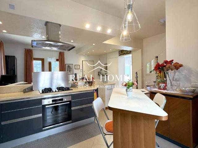 Villa in vendita a Prato PO