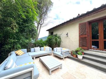 Villa in vendita a Prato PO
