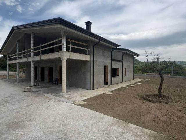 Villa in vendita a Prata di Principato Ultra AV