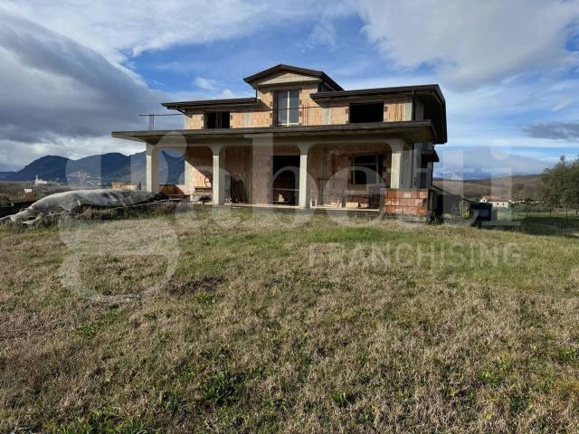 Villa in vendita a Pratella