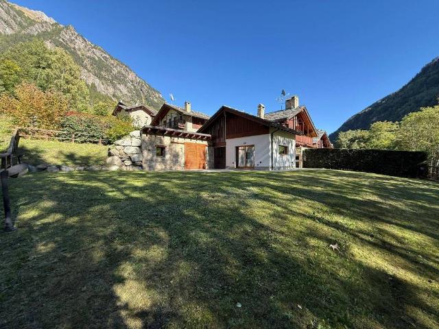 Villa in vendita a Prè Saint Didier AO