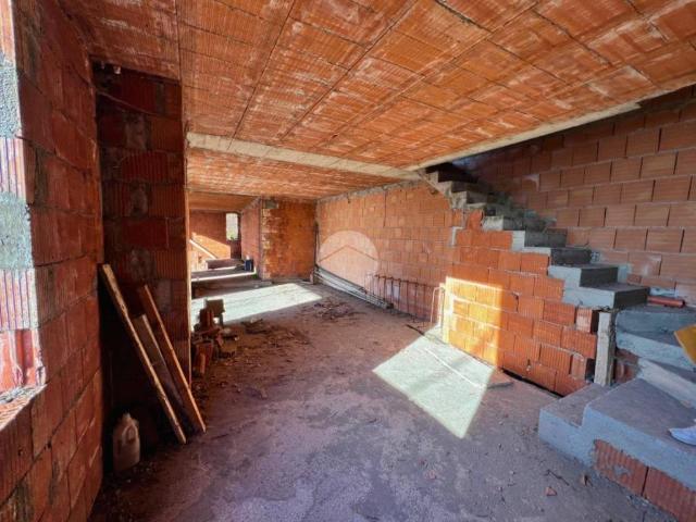 Villa in vendita a Predore BG
