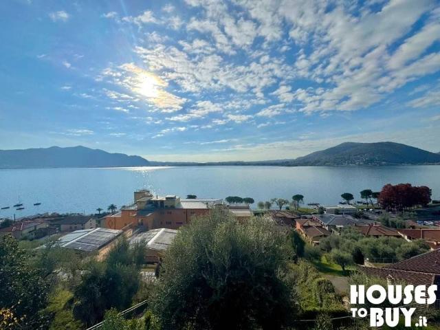 Villa in vendita a Predore BG