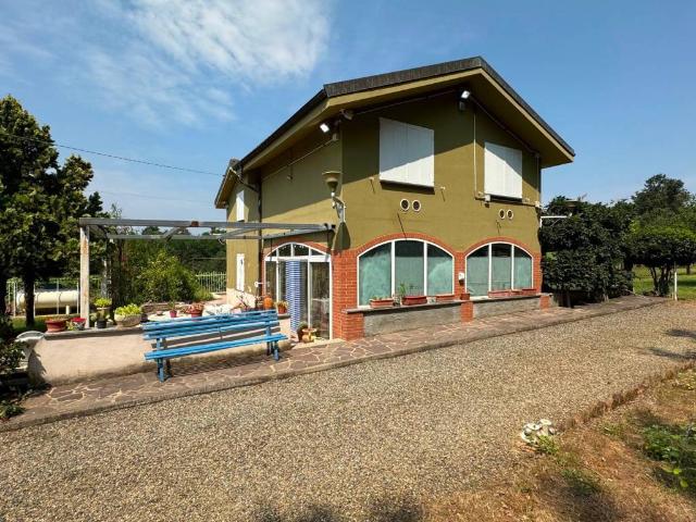Villa in vendita a Predosa AL