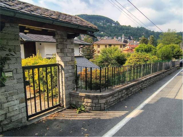 Villa in vendita a Premeno VB