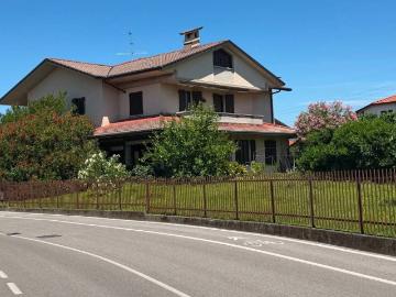 Villa in vendita a Presezzo BG