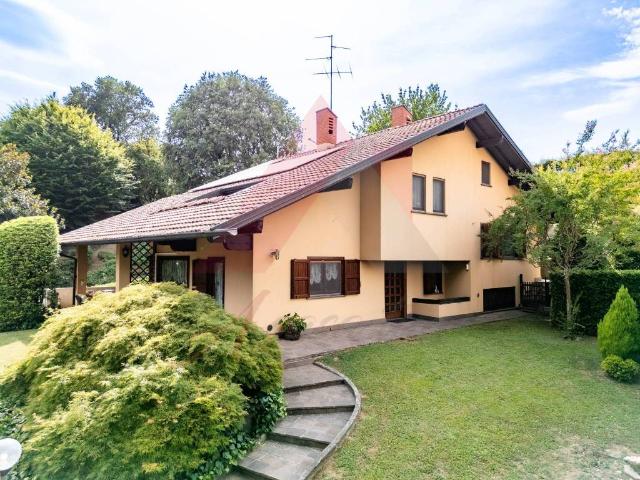 Villa in vendita a Presezzo BG