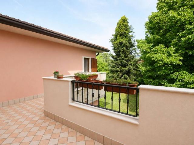 Villa in vendita a Prevalle BS