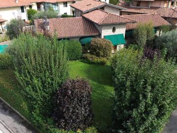 Villa in vendita a Prevalle BS
