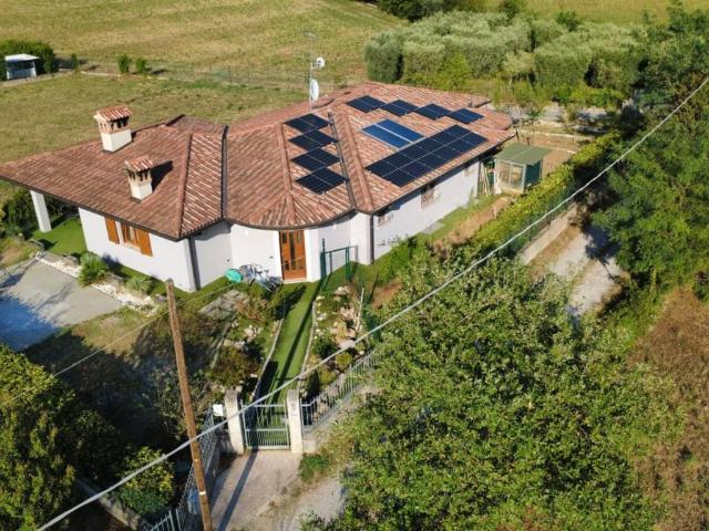 Villa in vendita a Prevalle BS