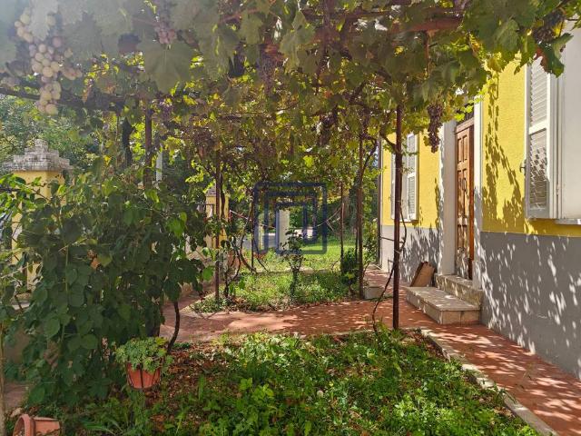 Villa in vendita a Prezza AQ