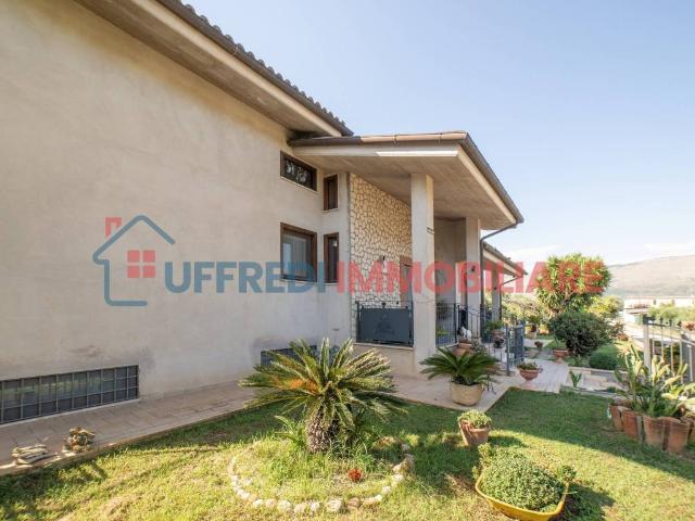 Villa in vendita a Priverno LT