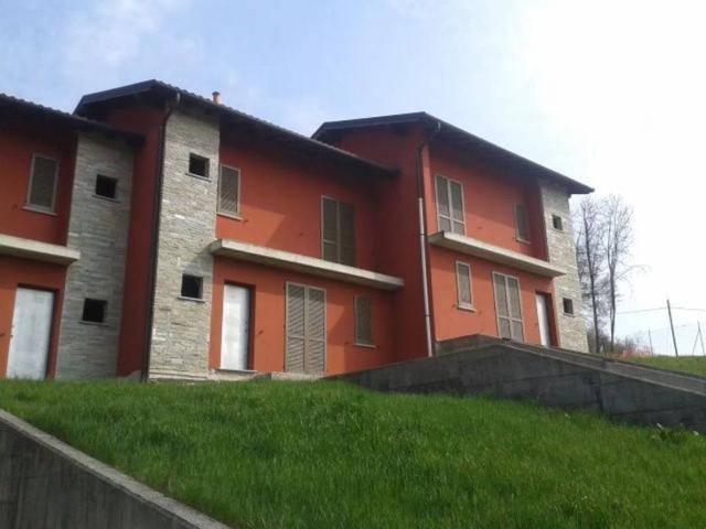 Villa in vendita a Proserpio CO