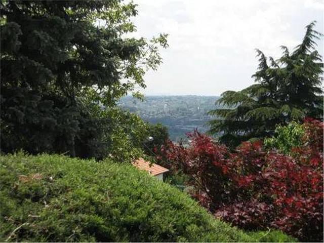 Villa in vendita a Proserpio CO