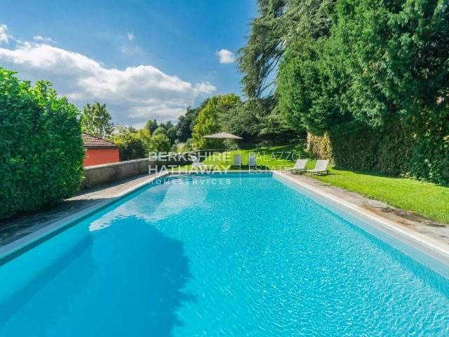 Villa in vendita a Proserpio CO