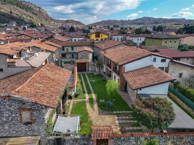 Villa in vendita a Provaglio d'Iseo BS