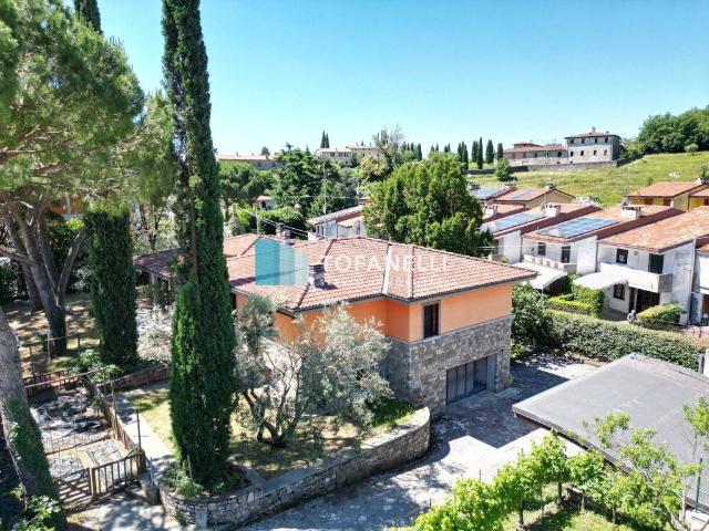 Villa in vendita a Provaglio d'Iseo BS