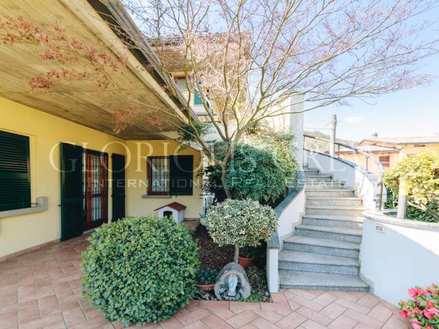 Villa in vendita a Provaglio d'Iseo
