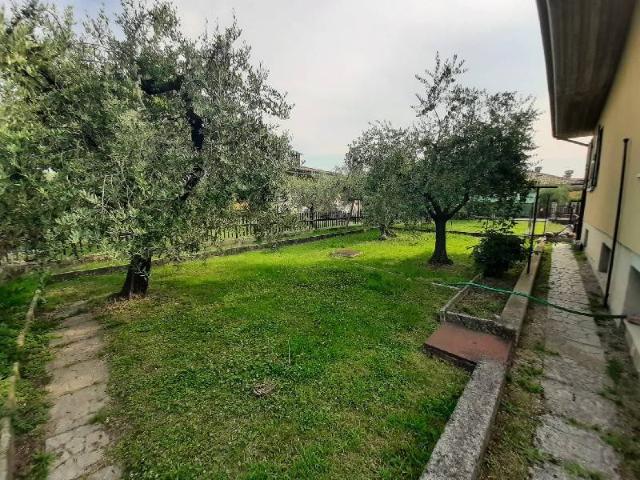 Villa in vendita a Puegnago sul Garda BS