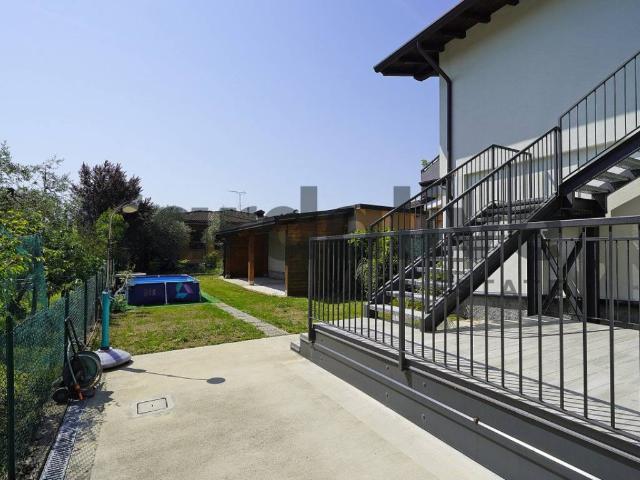 Villa in vendita a Puegnago sul Garda BS