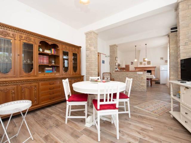 Villa in vendita a Puegnago sul Garda BS