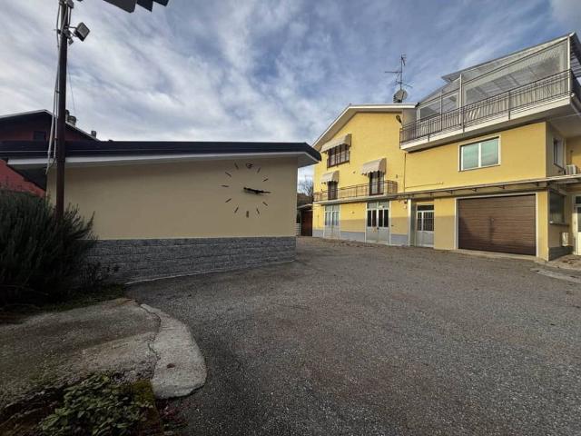 Villa in vendita a Quarona VC