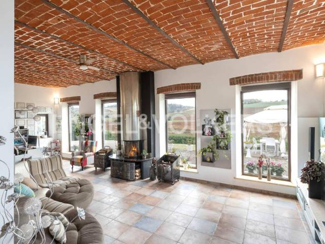 Villa in vendita a Quargnento AL